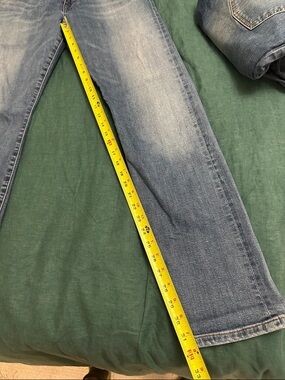 Men's Joe’s Light Wash Blue Jeans